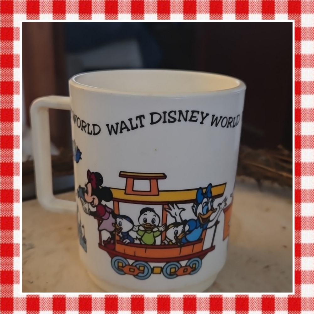 Vintage Walt Disney World cup